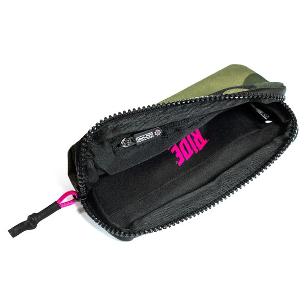 Muc-Off Essential Case (184227)