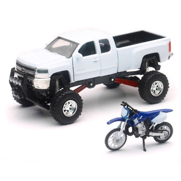 New Ray Toys Chevrolet Silverado Pick Up with Yamaha Dirt Bike Scale Model (202945)