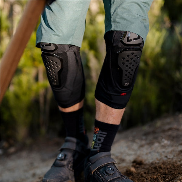 LEATT 6.0 Evo Knee Guard (496263)