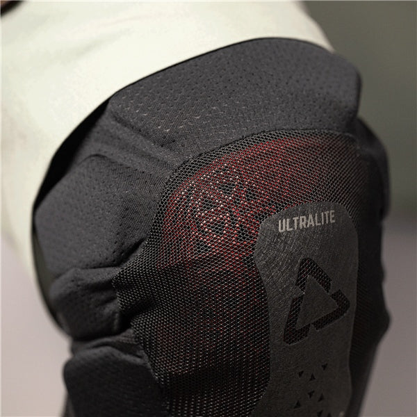 LEATT Reaflex Ultra-Lite EXT Knee Guard (496295)