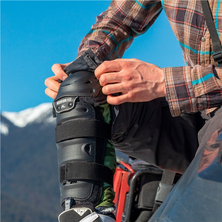 Mountain Lab Knee Guard (919024)