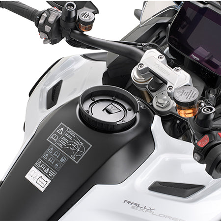 GIVI BF74 TANKLOCK System TRIUMPH (076-BF74)