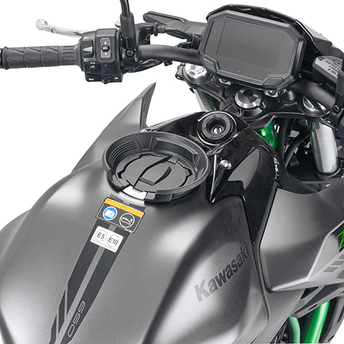 GIVI TANKLOCK System Kawasaki Z650 (076-BF81)
