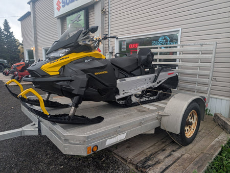 2023 Ski-Doo Skandic used snowmobile, right side